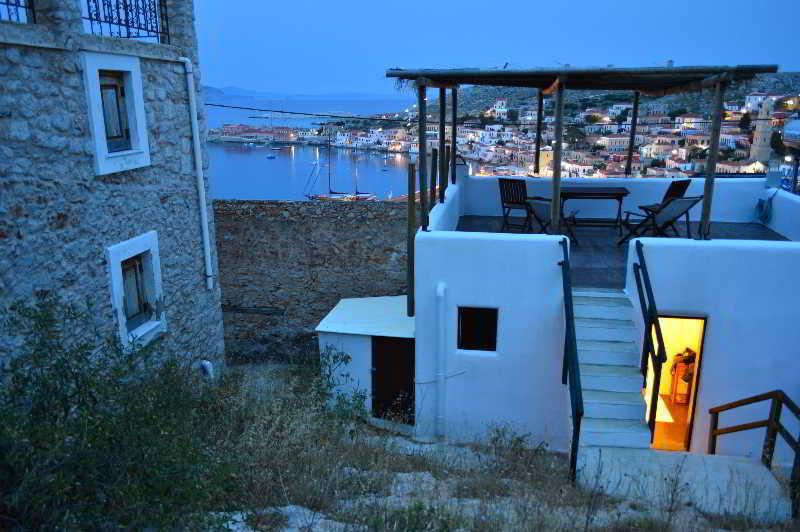 Atlantis Houses Chalki Town Zewnętrze zdjęcie